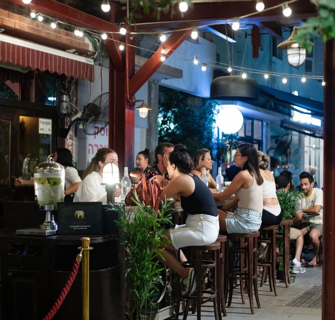 The yard is waiting for you at Dizengoff 223