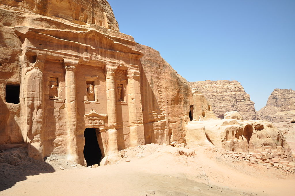 Soldier Tomb, Wadi Farasa, Petra (Image source: Jorge Láscar CC BY 2.0)