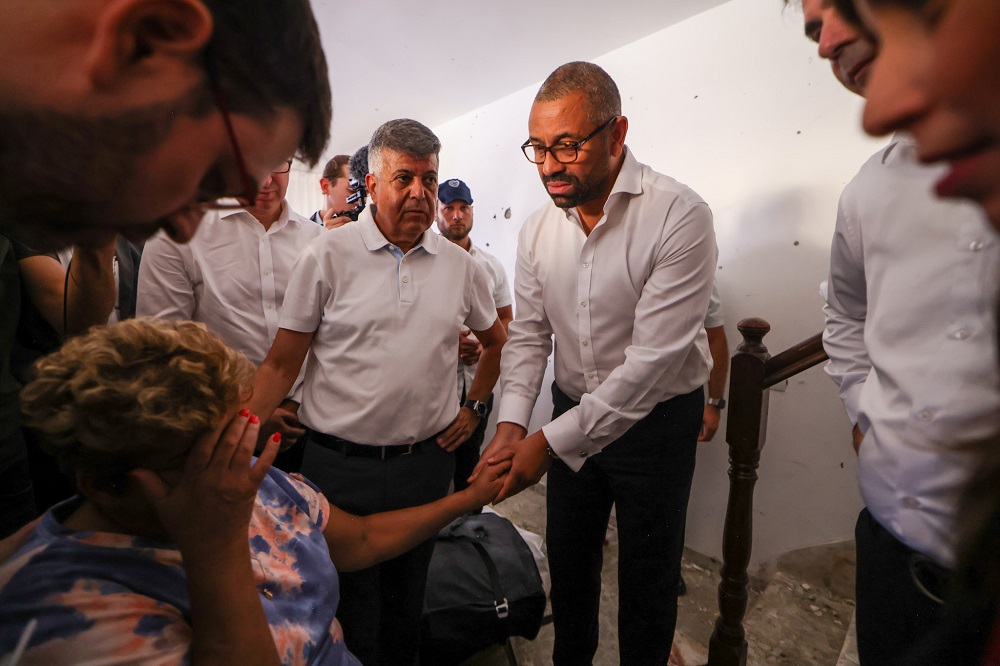 Foreign Secretary James Cleverly visits the house of David and Rachel Edri 