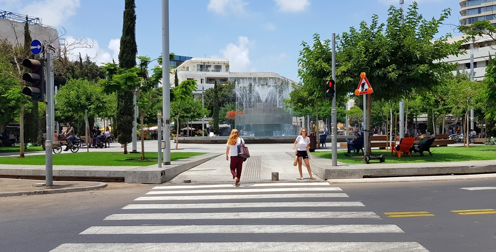 the renovated Dizengoff Square